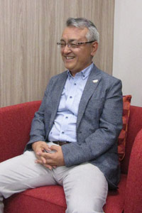 井上一彦氏