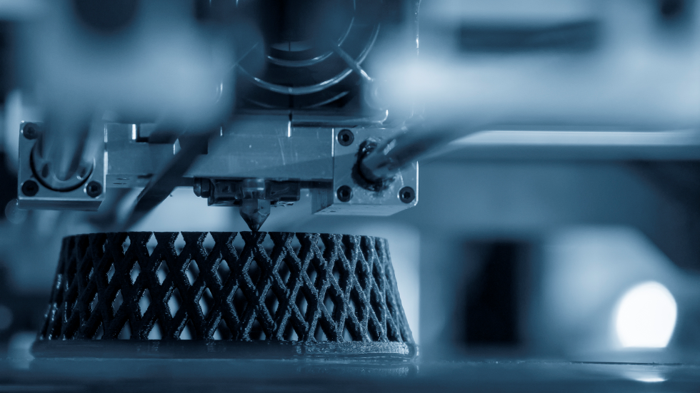 技術者必見!3Dプリンタとは?その仕組みや用途、メリット・注意点を解説