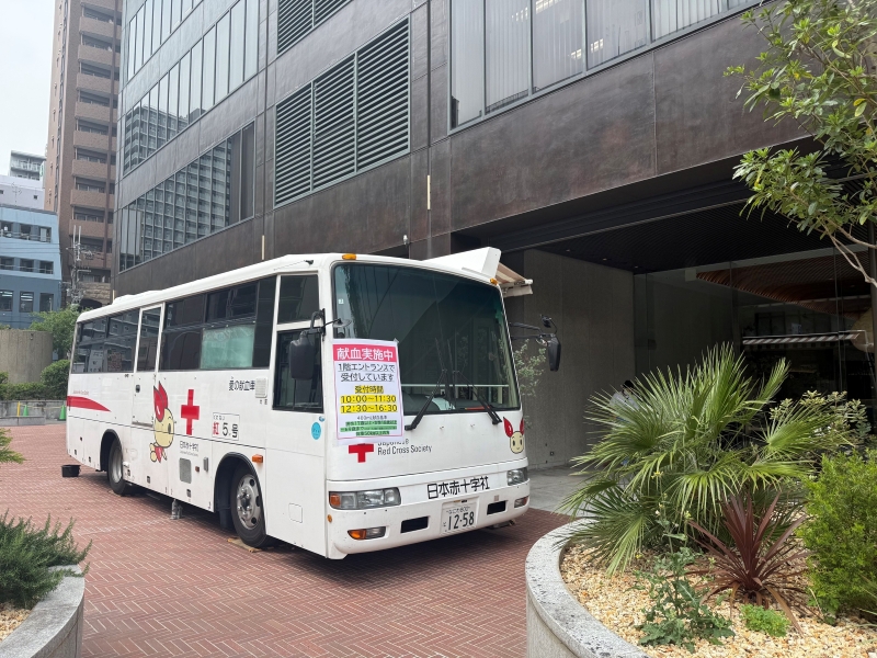 献血車